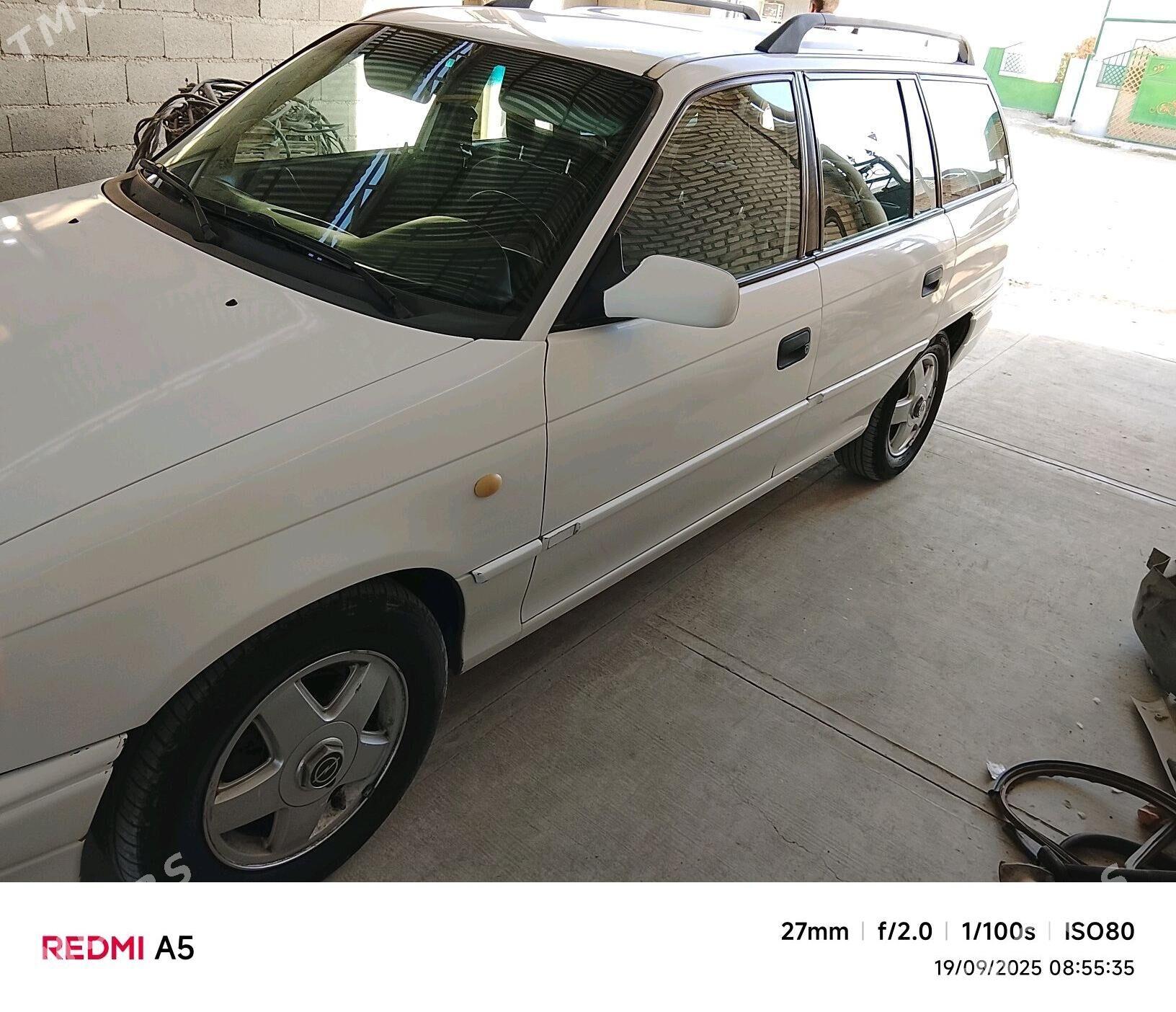 Opel Astra 1997 - 55 000 TMT - Bäherden - img 2