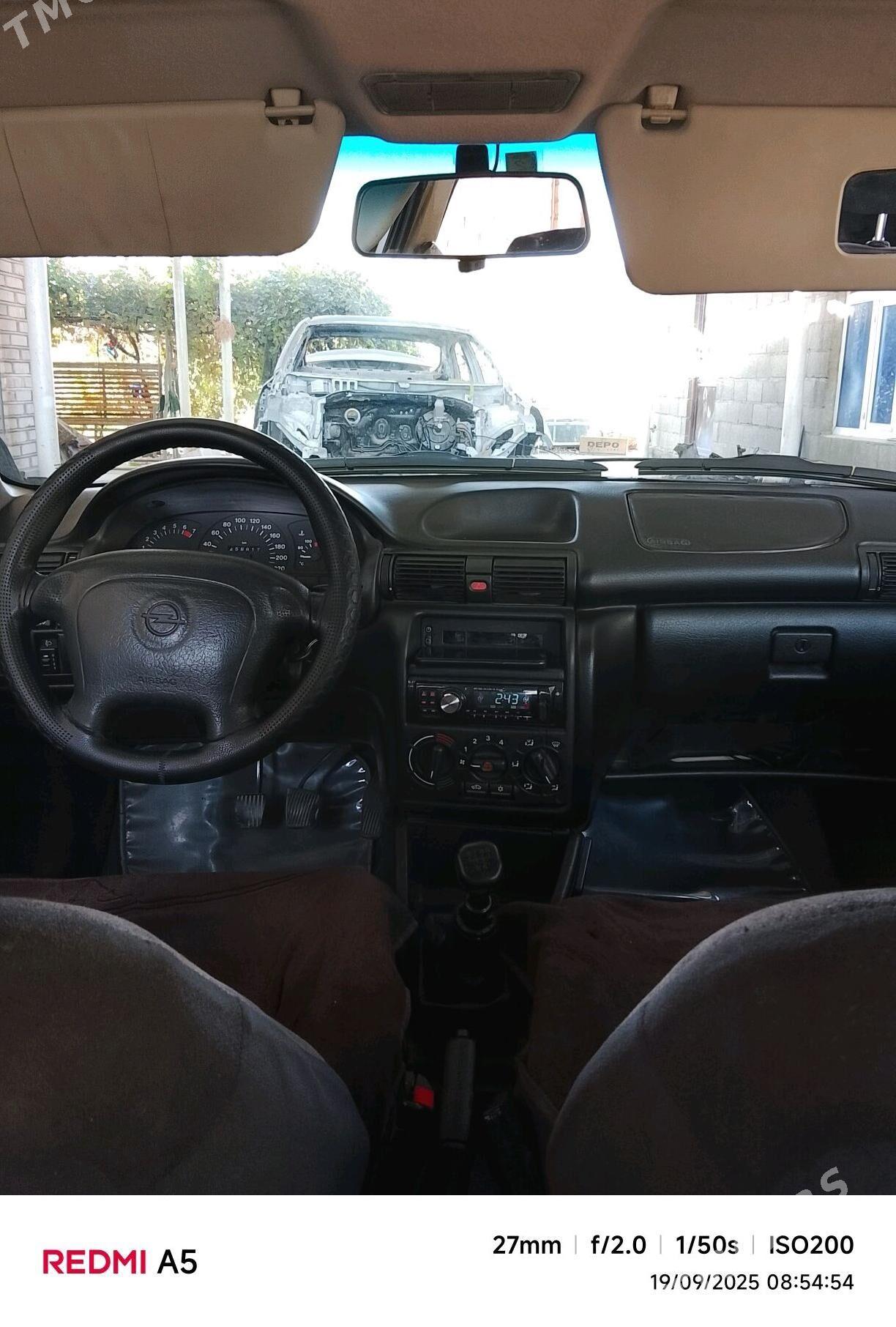 Opel Astra 1997 - 55 000 TMT - Bäherden - img 4