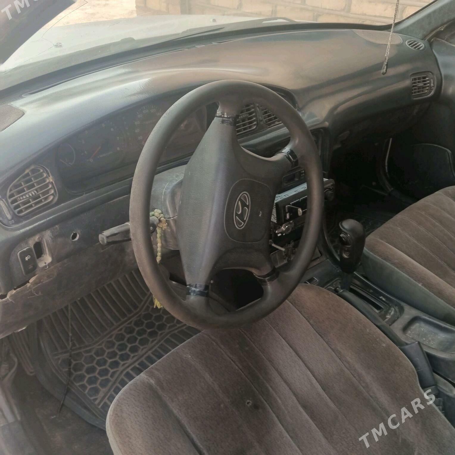 Hyundai Sonata 1994 - 20 000 TMT - Мары - img 1