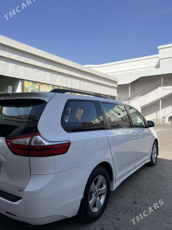 Toyota Sienna 2018 - 400 000 TMT - Мары - img 7
