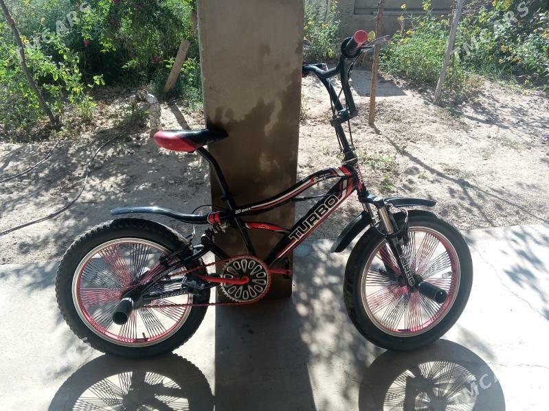 Welik paça aýak - Туркменбаши - img 1