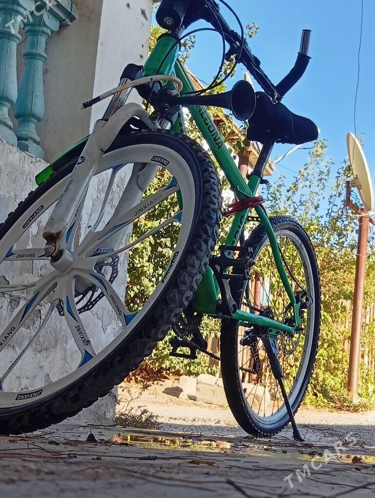 Odmen 600lik bilen - Balkanabat - img 6