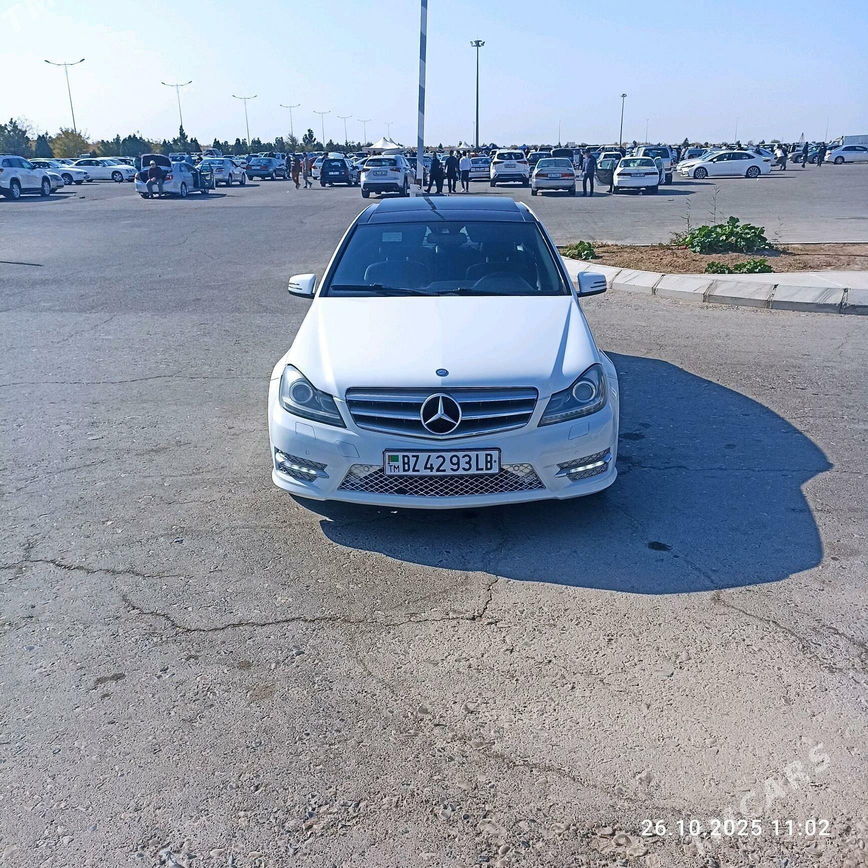 Mercedes-Benz C250 2012 - 170 000 TMT - Türkmenabat - img 6