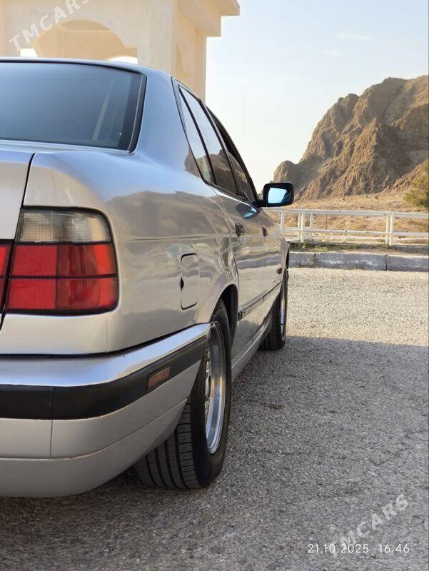 BMW 525 1990 - 80 000 TMT - Balkanabat - img 5