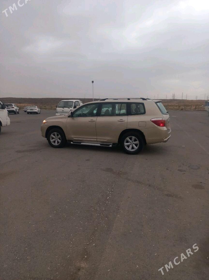 Toyota Highlander 2010 - 295 000 TMT - Aşgabat - img 6