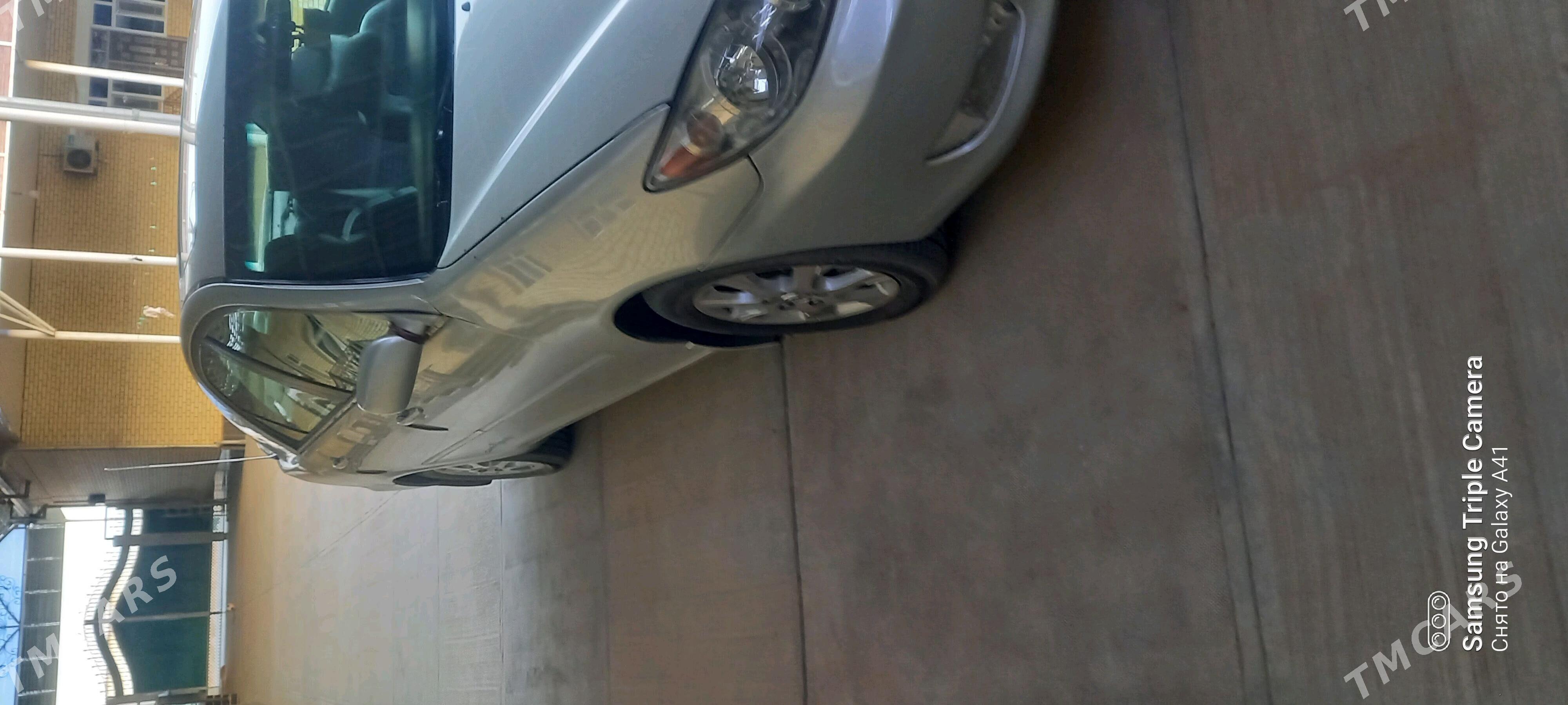 Toyota Camry 2003 - 185 000 TMT - Байрамали - img 2