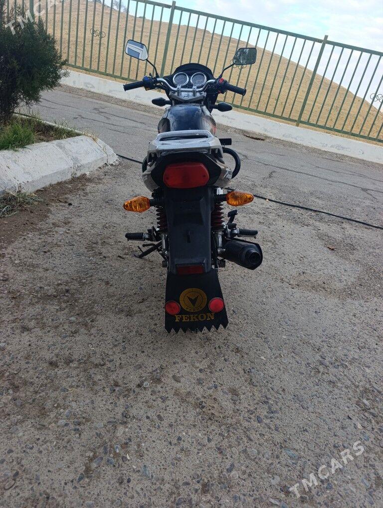 MTZ T-28 2015 - 20 000 TMT - Серхетабат (Кушка) - img 3