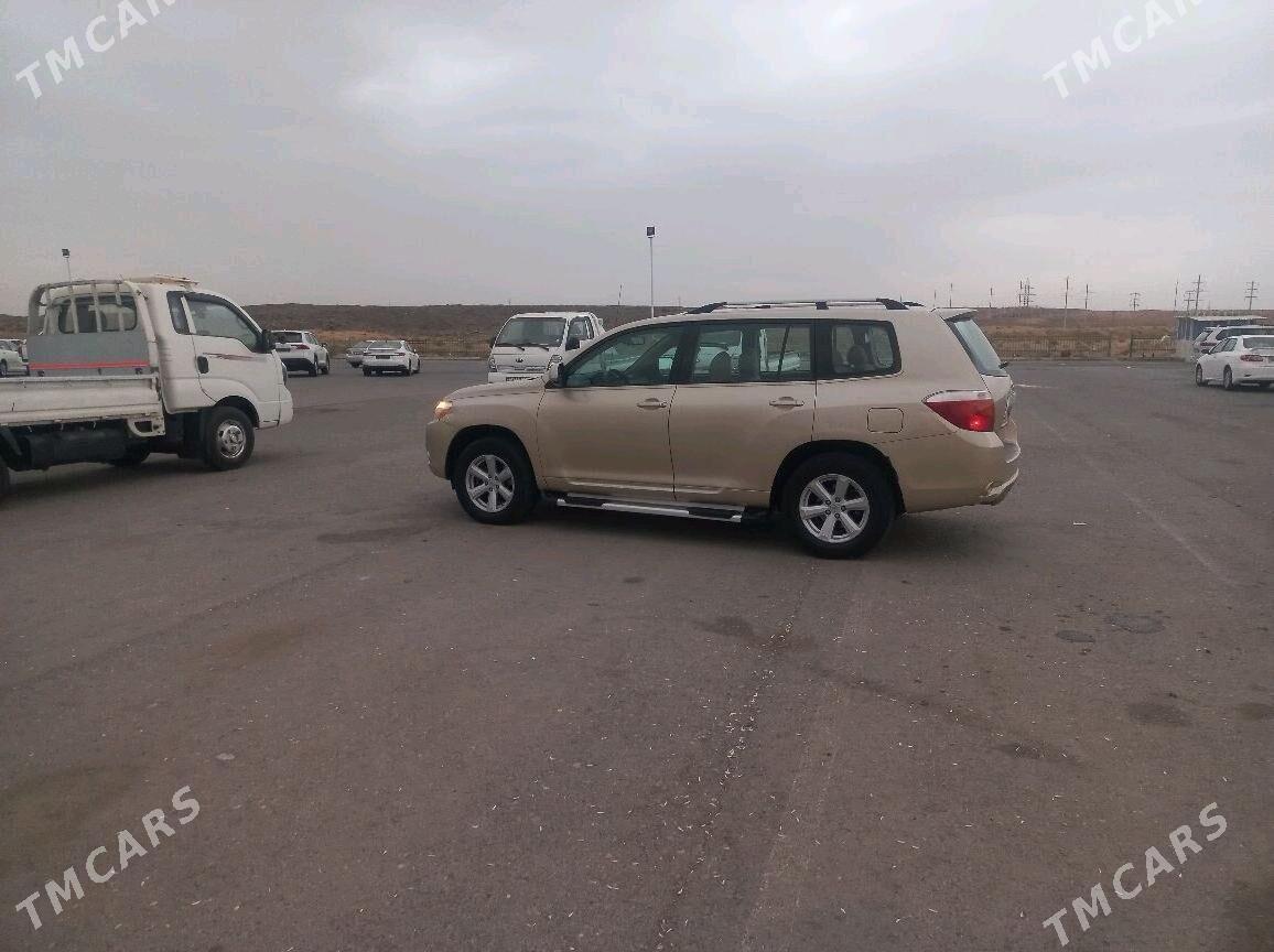 Toyota Highlander 2010 - 295 000 TMT - Aşgabat - img 8