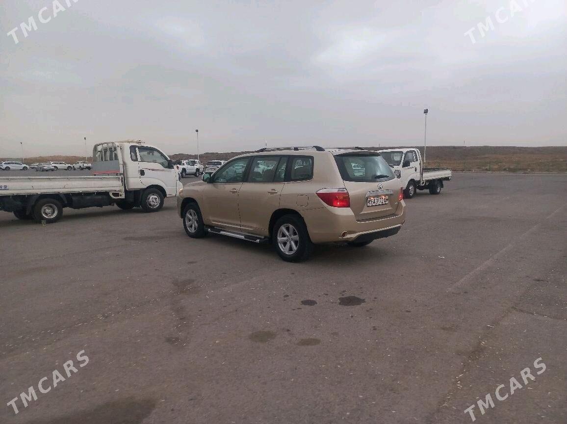 Toyota Highlander 2010 - 295 000 TMT - Aşgabat - img 7