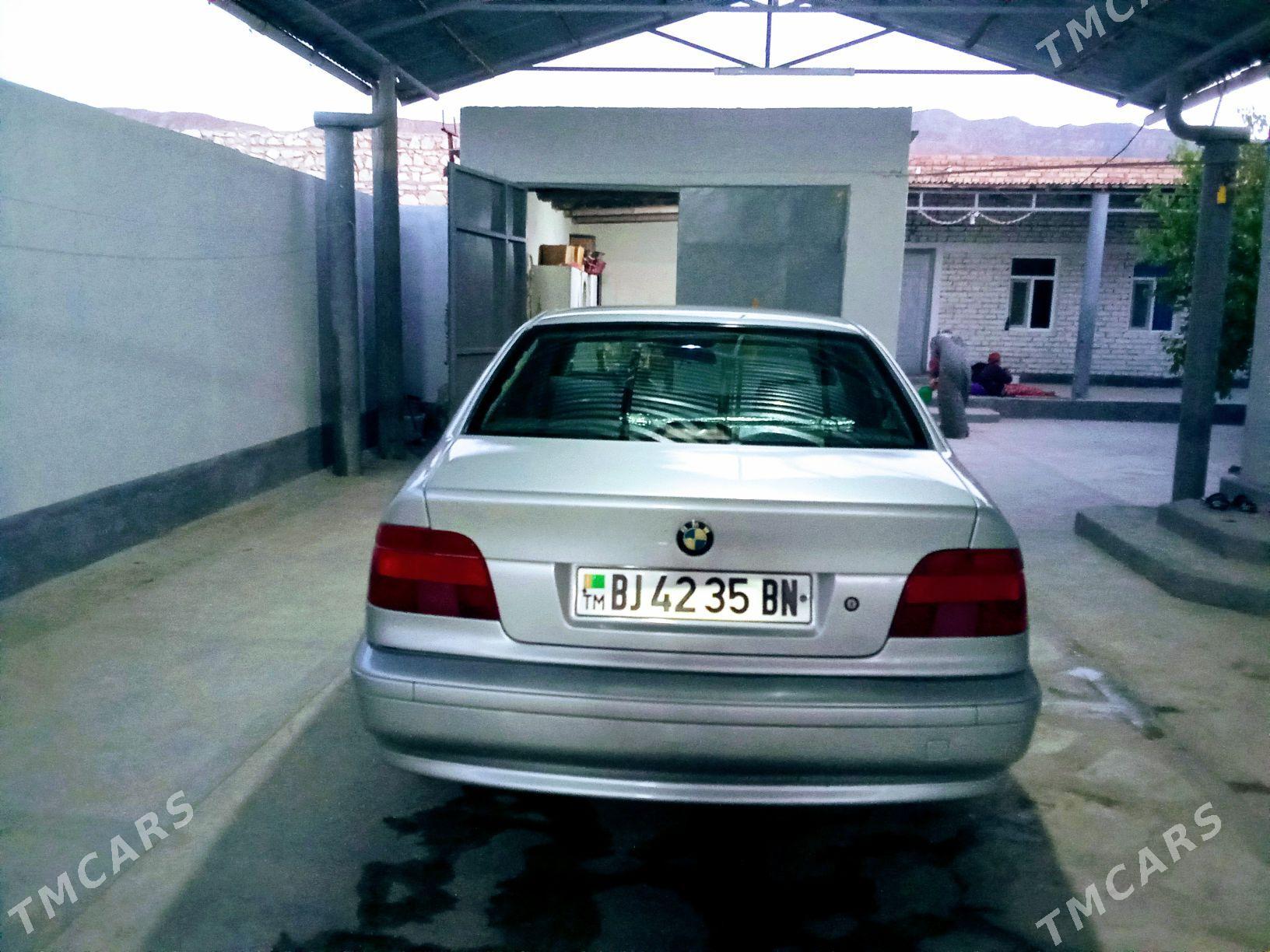 BMW 528 1996 - 85 000 TMT - Берекет - img 2