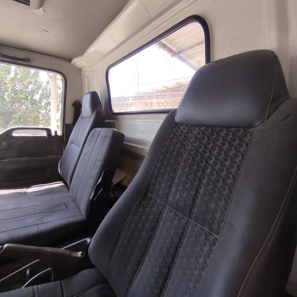 Isuzu Elf 2010 - 290 000 TMT - Ýolöten - img 5