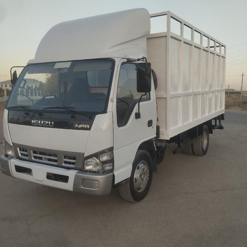 Isuzu Elf 2010 - 290 000 TMT - Ýolöten - img 8
