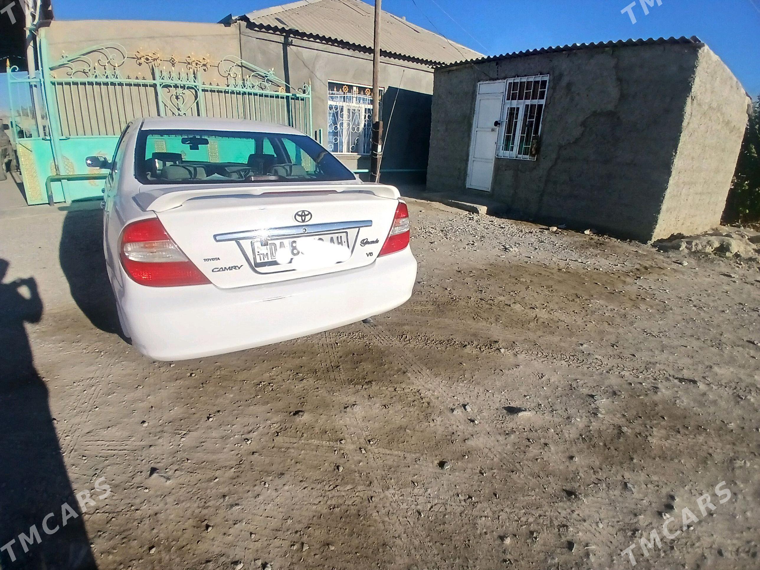 Toyota Camry 2003 - 195 000 TMT - Bäherden - img 2