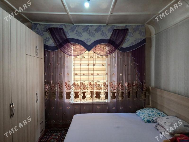 Jay - Хитровка - img 1