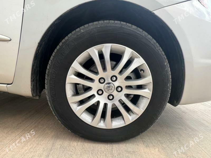 Toyota Sienna 2004 - 235 000 TMT - Ашхабад - img 5