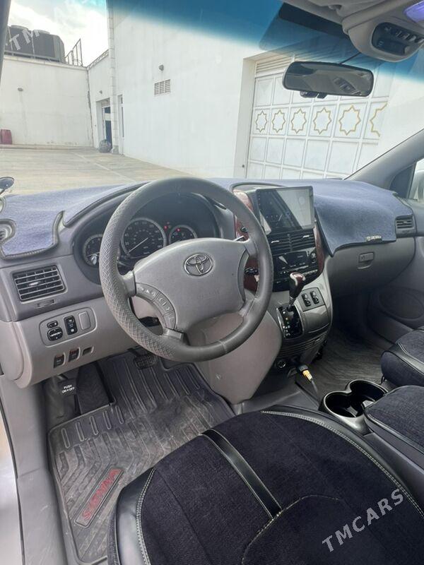 Toyota Sienna 2004 - 235 000 TMT - Ашхабад - img 3