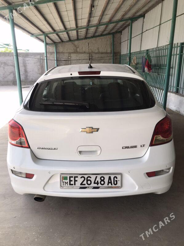 Chevrolet Cruze 2012 - 150 000 TMT - Тязе заман - img 8