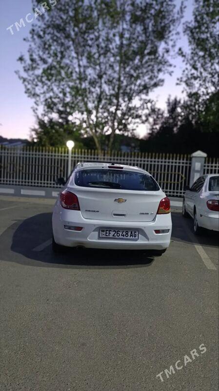 Chevrolet Cruze 2012 - 150 000 TMT - Тязе заман - img 5