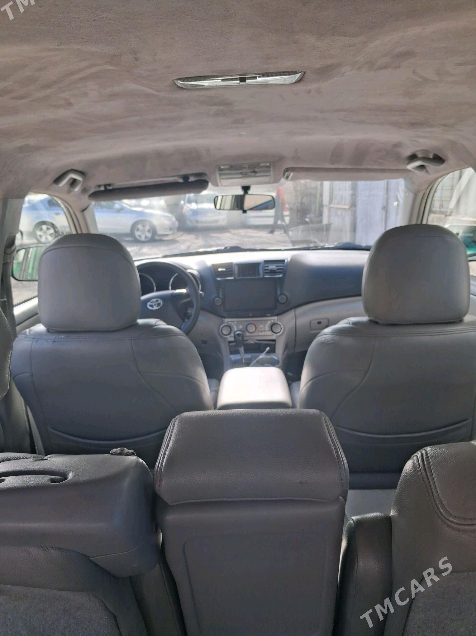 Toyota Highlander 2010 - 280 000 TMT - 6 mkr - img 4