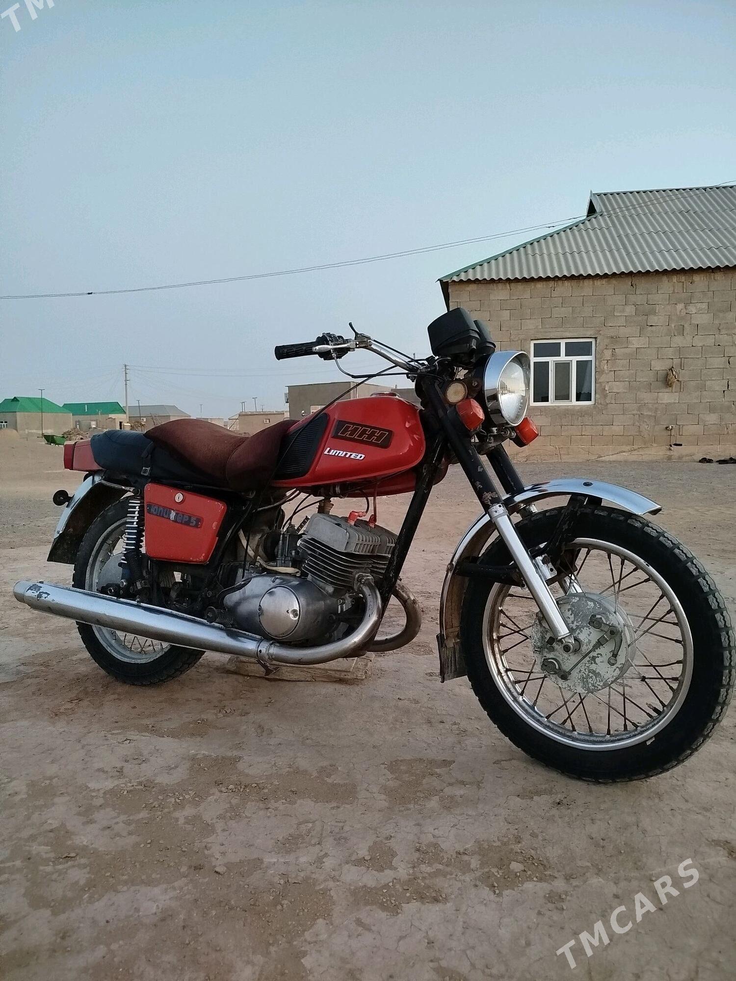 Iž Ýupiter 2005 - 16 000 TMT - Ак-Бугдайский этрап - img 2