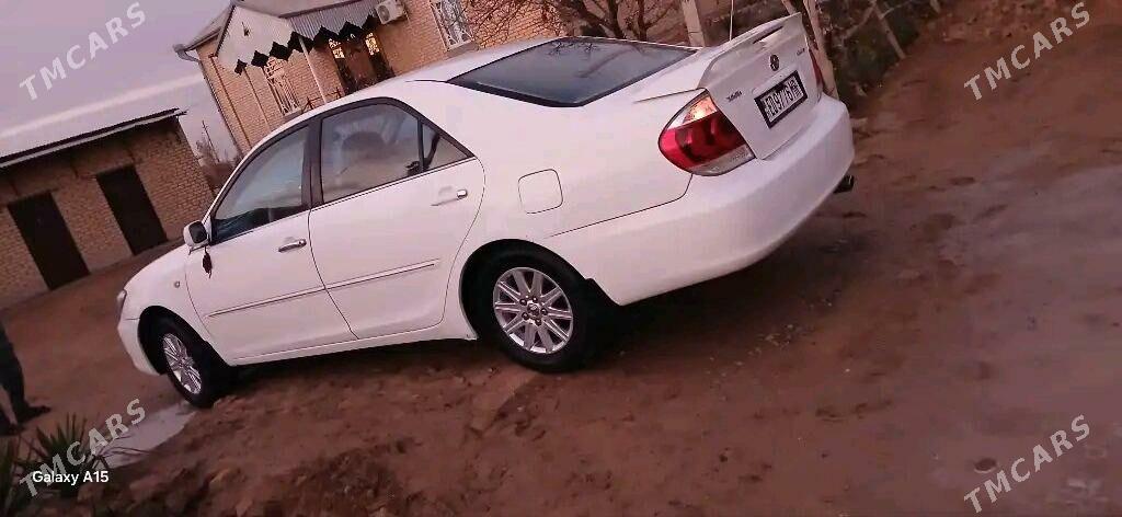 Toyota Camry 2002 - 154 000 TMT - Векильбазар - img 2