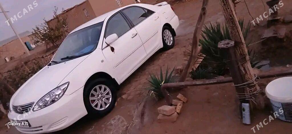 Toyota Camry 2002 - 154 000 TMT - Векильбазар - img 3