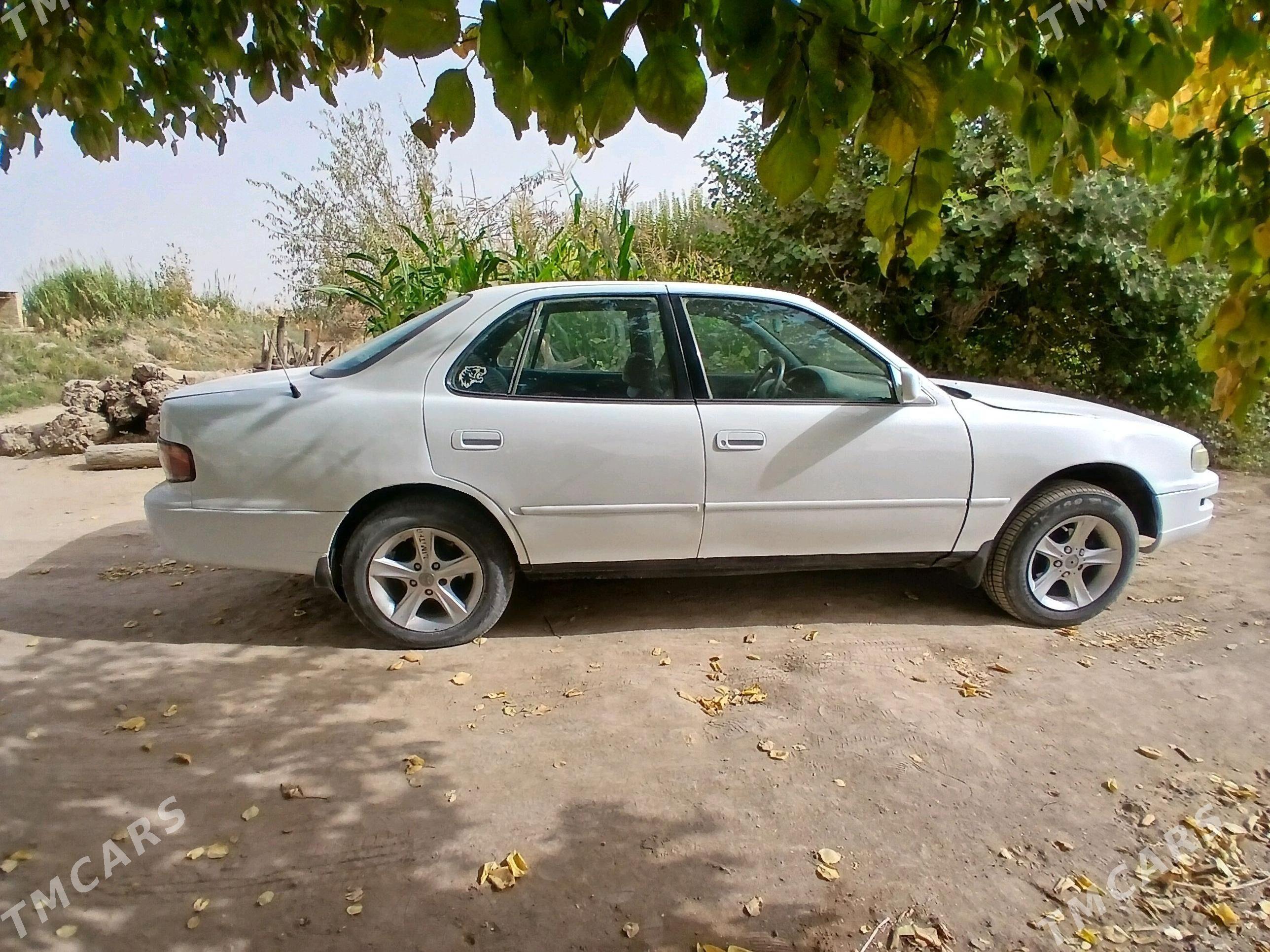 Toyota Camry 1992 - 75 000 TMT - Hojambaz - img 3