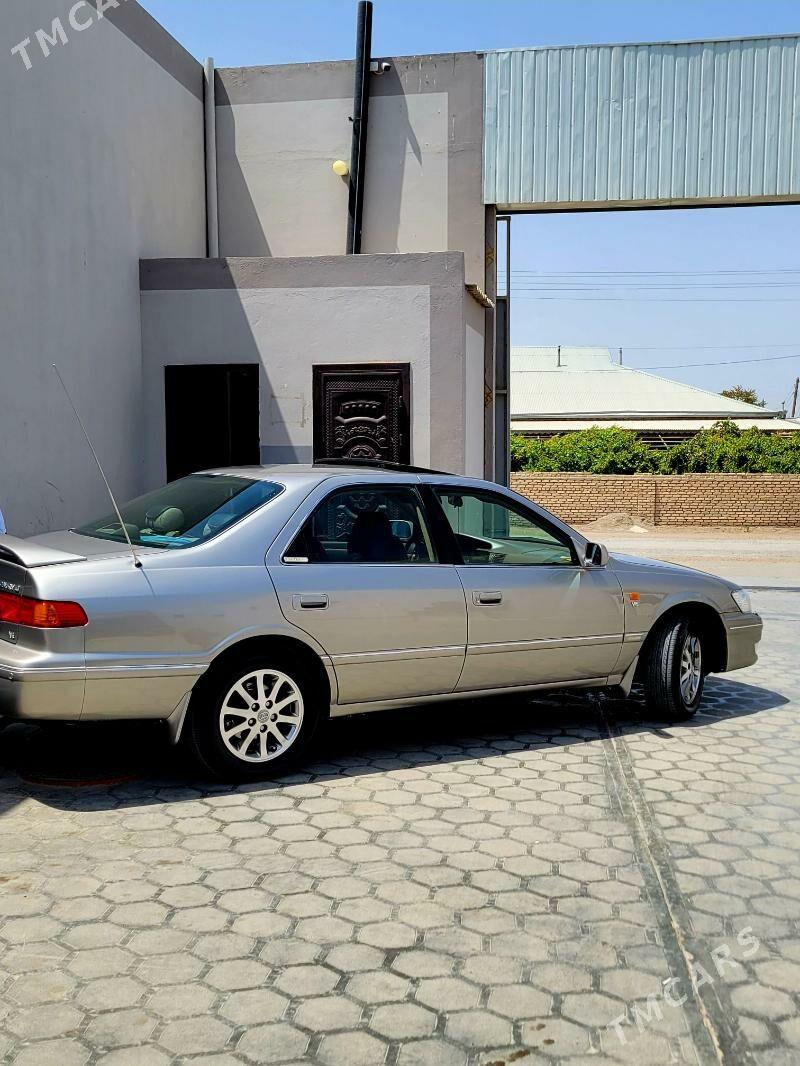 Toyota Camry 2000 - 190 000 TMT - Мары - img 2