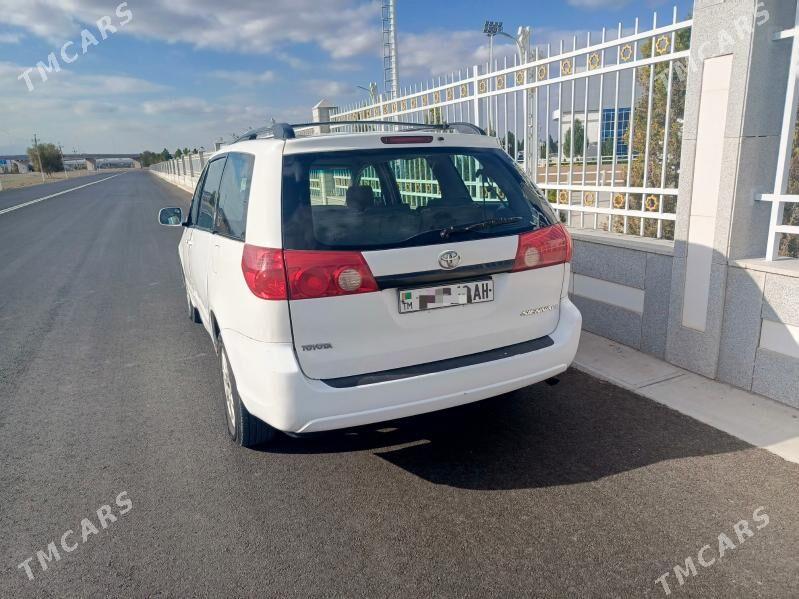 Toyota Sienna 2006 - 205 000 TMT - Änew - img 1