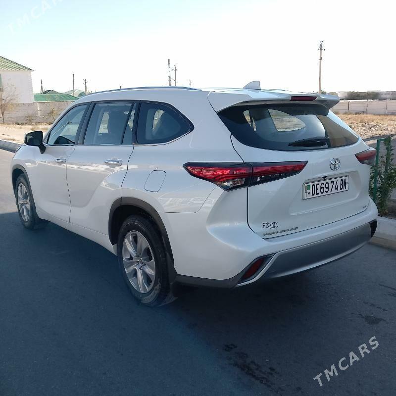 Toyota Highlander 2021 - 580 000 TMT - Balkanabat - img 4