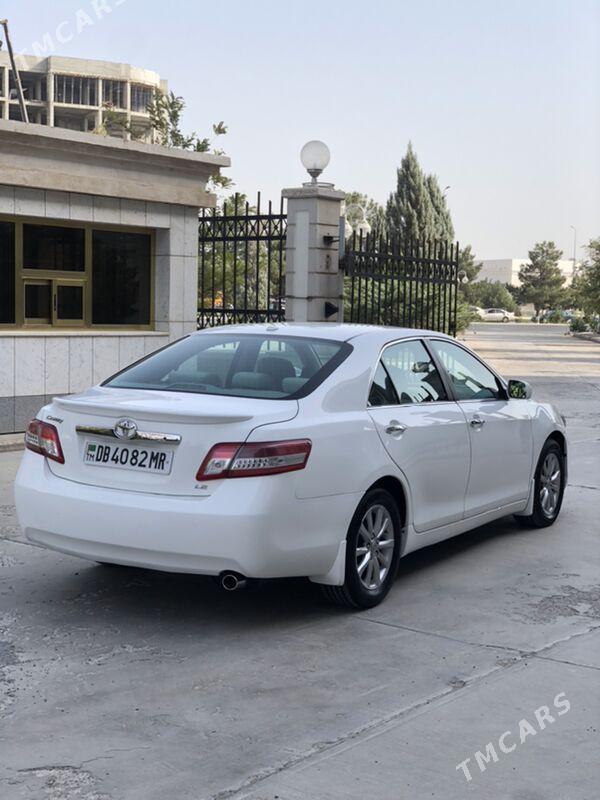 Toyota Camry 2010 - 200 000 TMT - Мары - img 4
