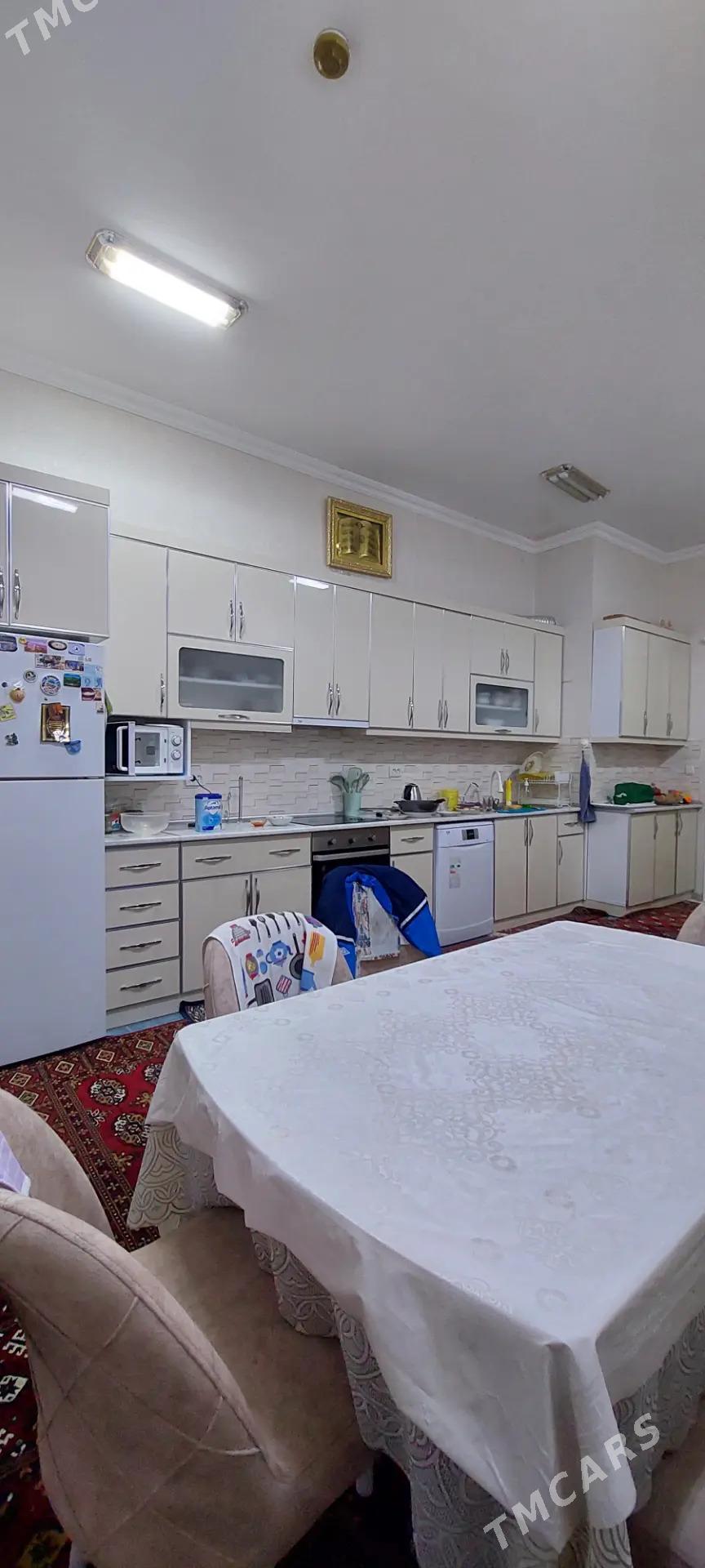 Padwoýski köçe - Podwoýski köç. (Bitarap Türkmenistan şaýoly) - img 8