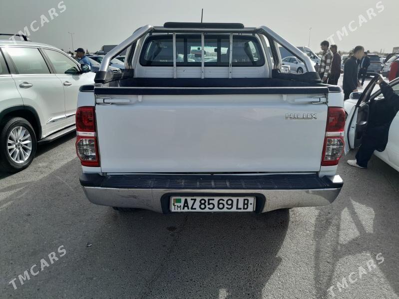 Toyota Hilux 2014 - 440 000 TMT - Туркменабат - img 5