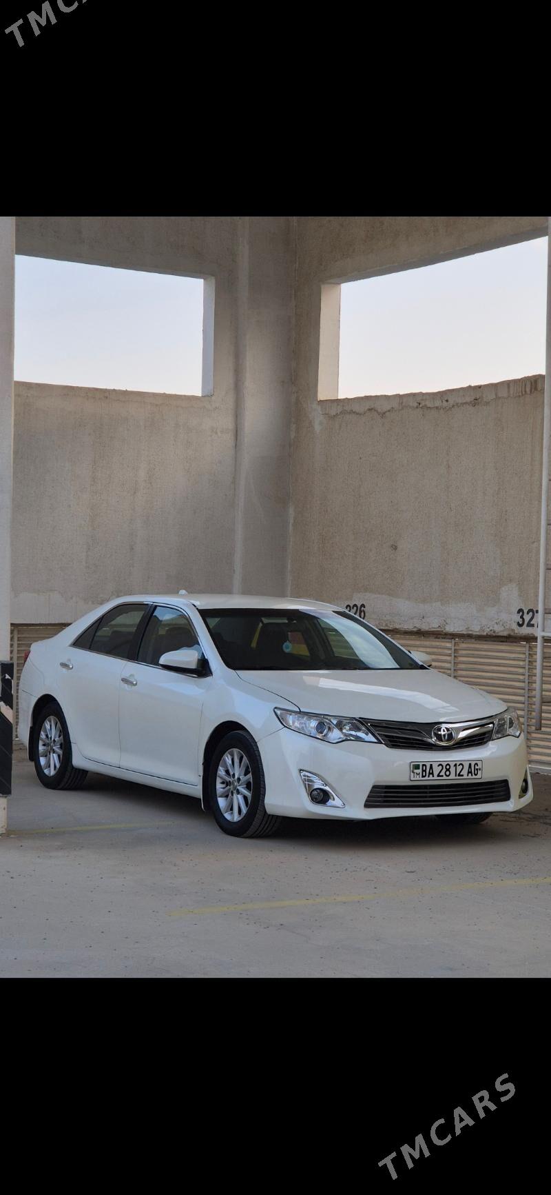 Toyota Camry 2013 - 219 000 TMT - 1 мкр - img 2