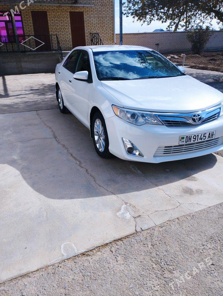 Toyota Camry 2012 - 220 000 TMT - Теджен - img 4