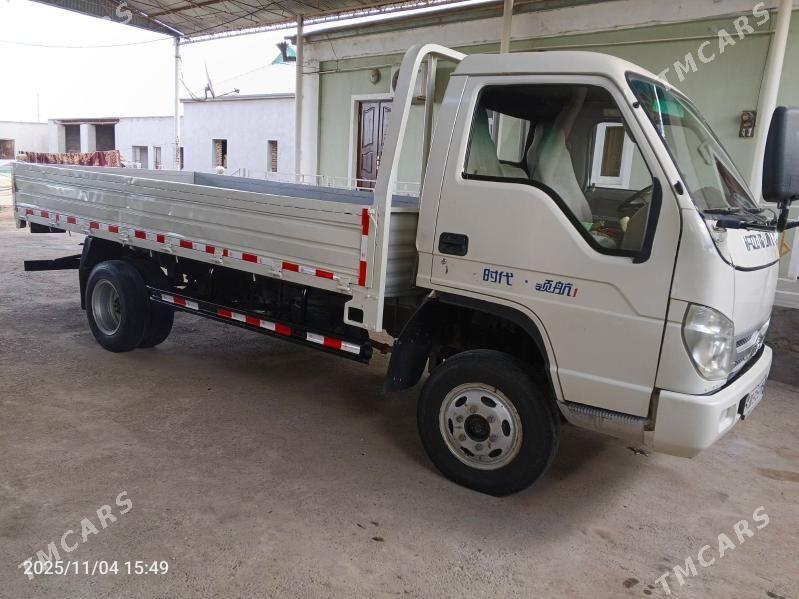 Forland H3 2014 - 150 000 TMT - Ýolöten - img 2