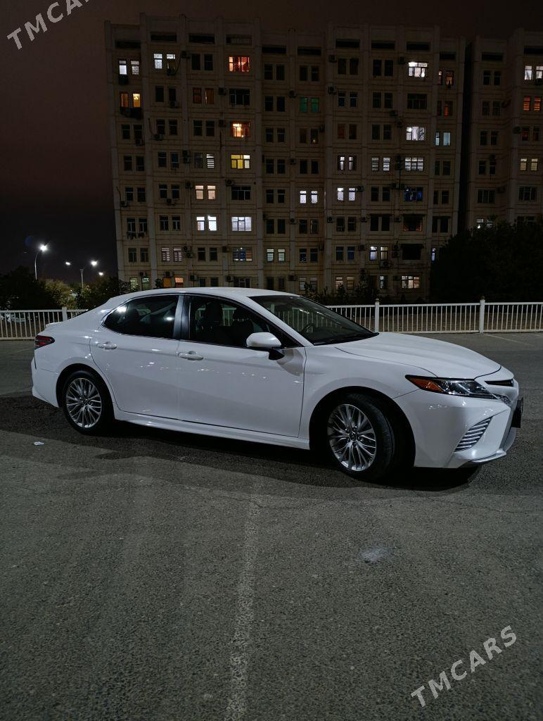 Toyota Camry 2018 - 315 900 TMT - 6 мкр - img 2