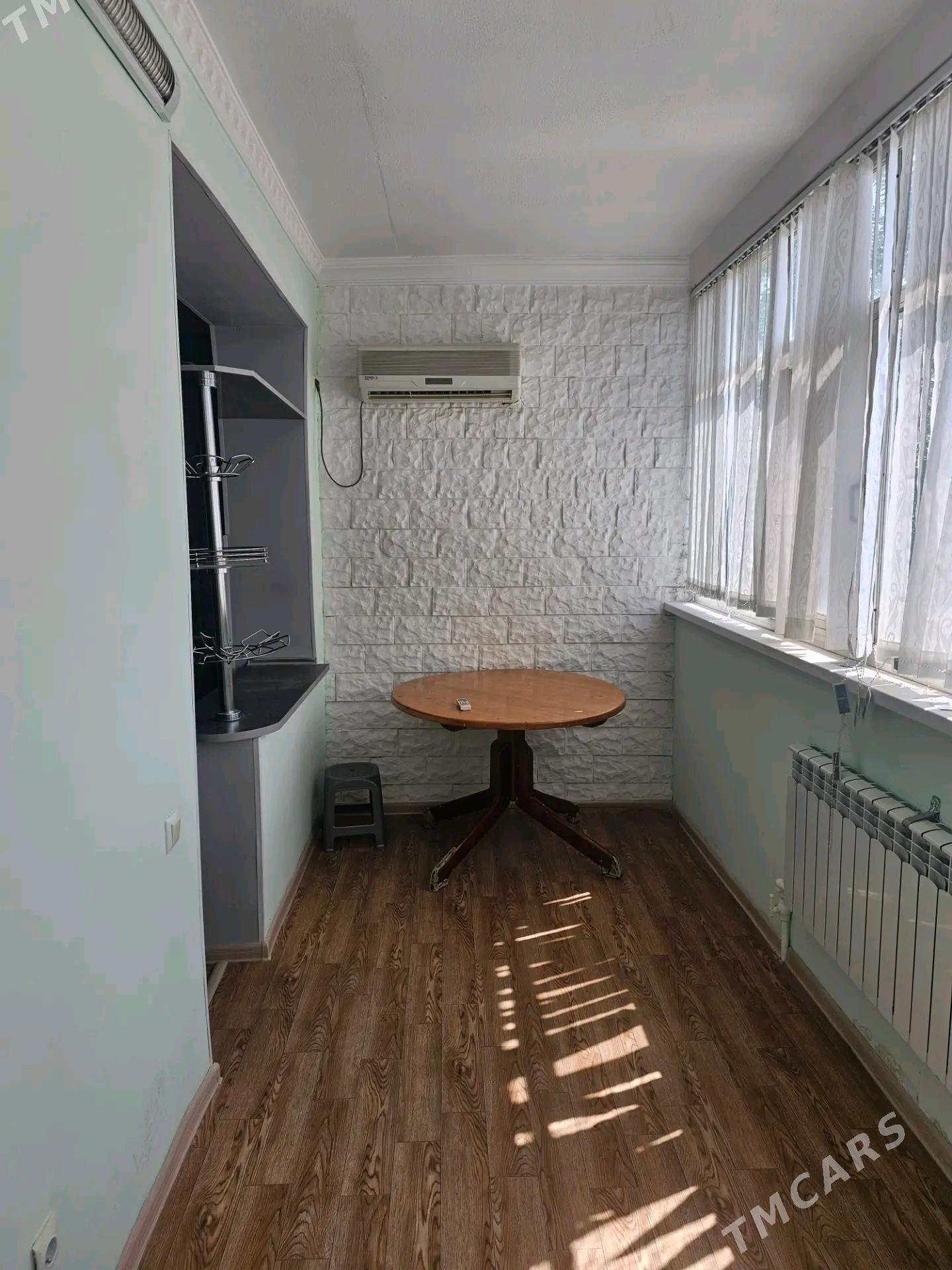 5ком 11мкр.Худайбердыева 115кв - 11 mkr - img 2