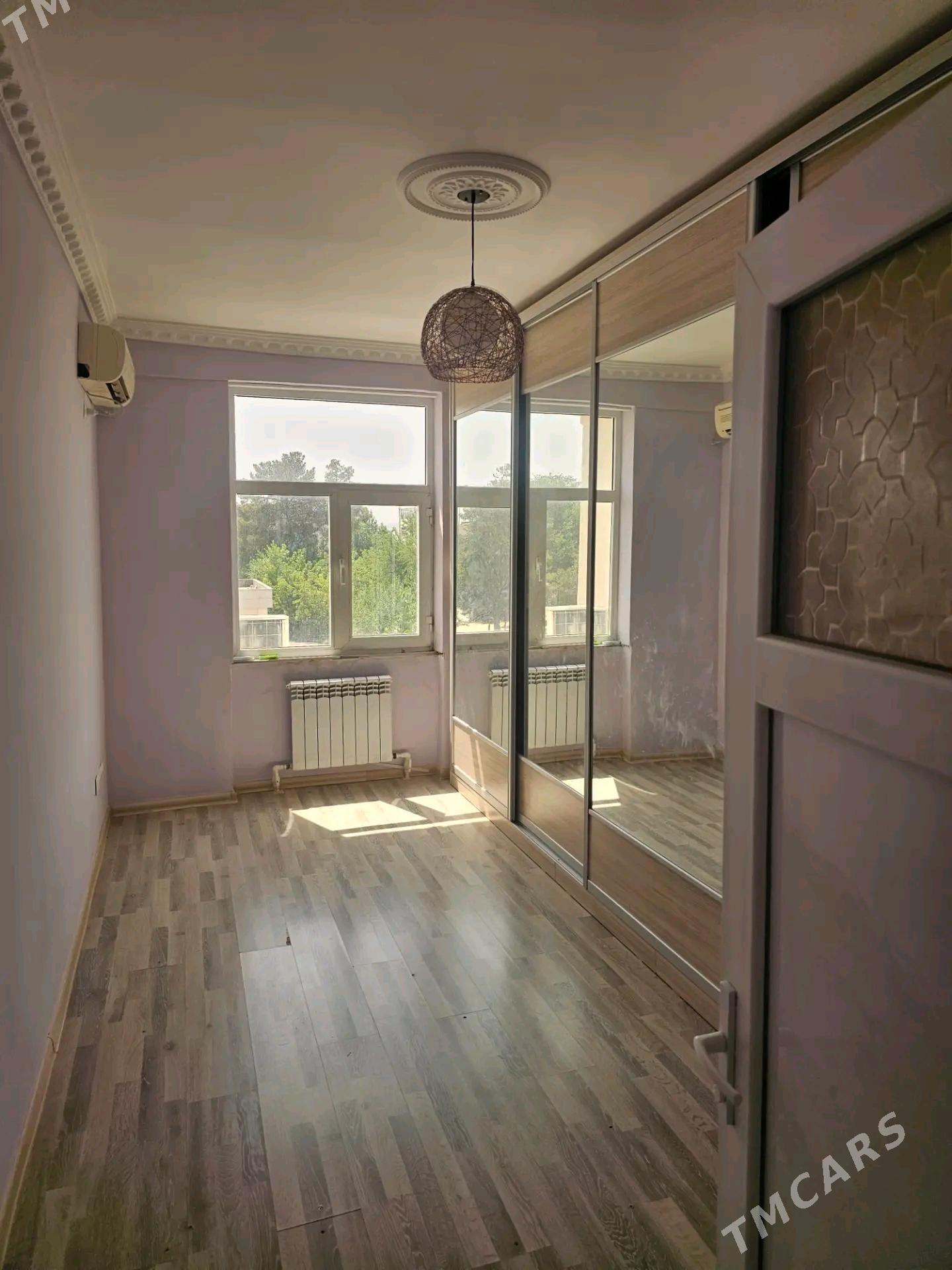 5ком 11мкр.Худайбердыева 115кв - 11 mkr - img 5