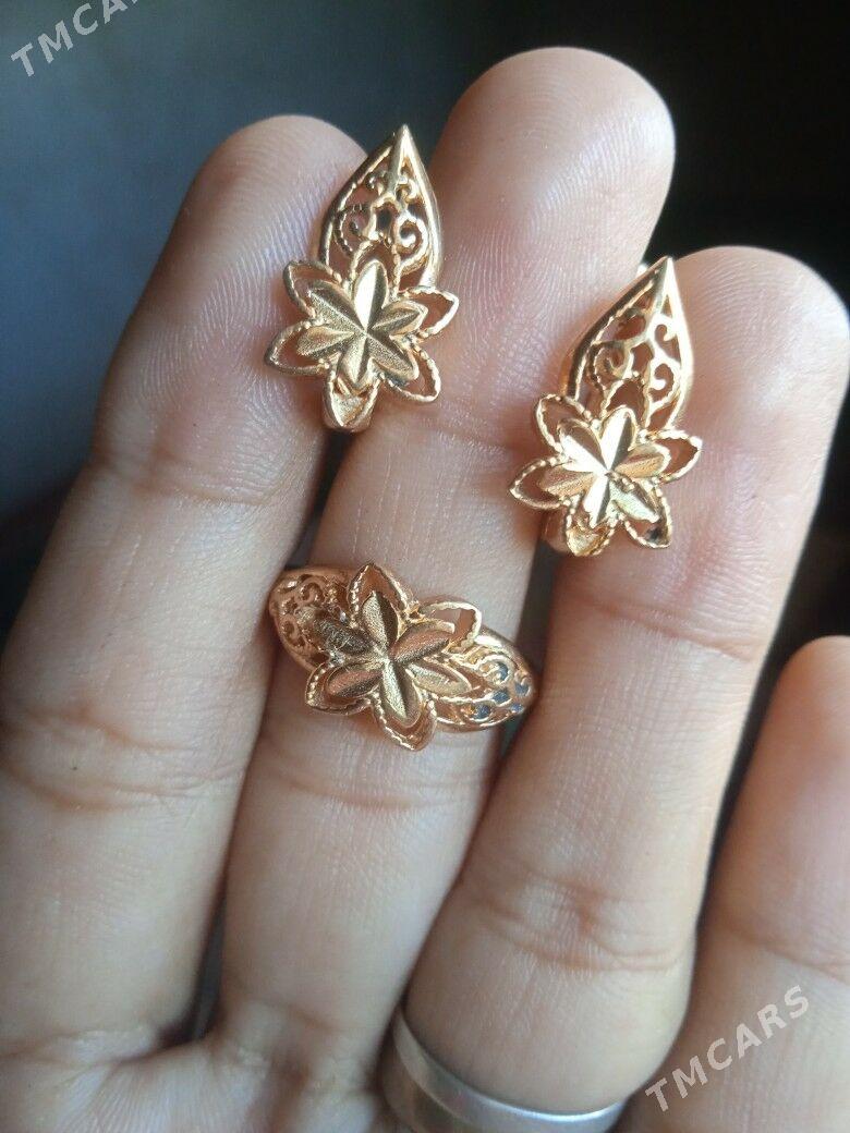 gulakhalka yuzuk kamplekt - Губадаг - img 2