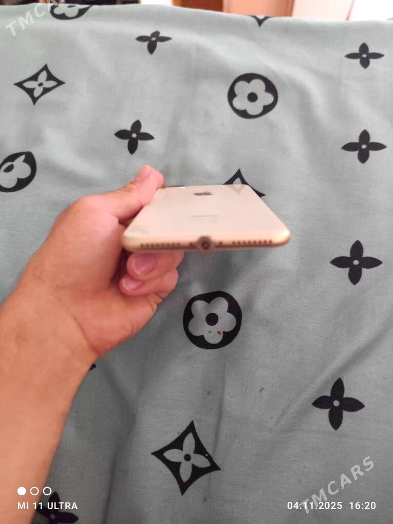 iPhone 8plus - Atatürk köç. - img 8