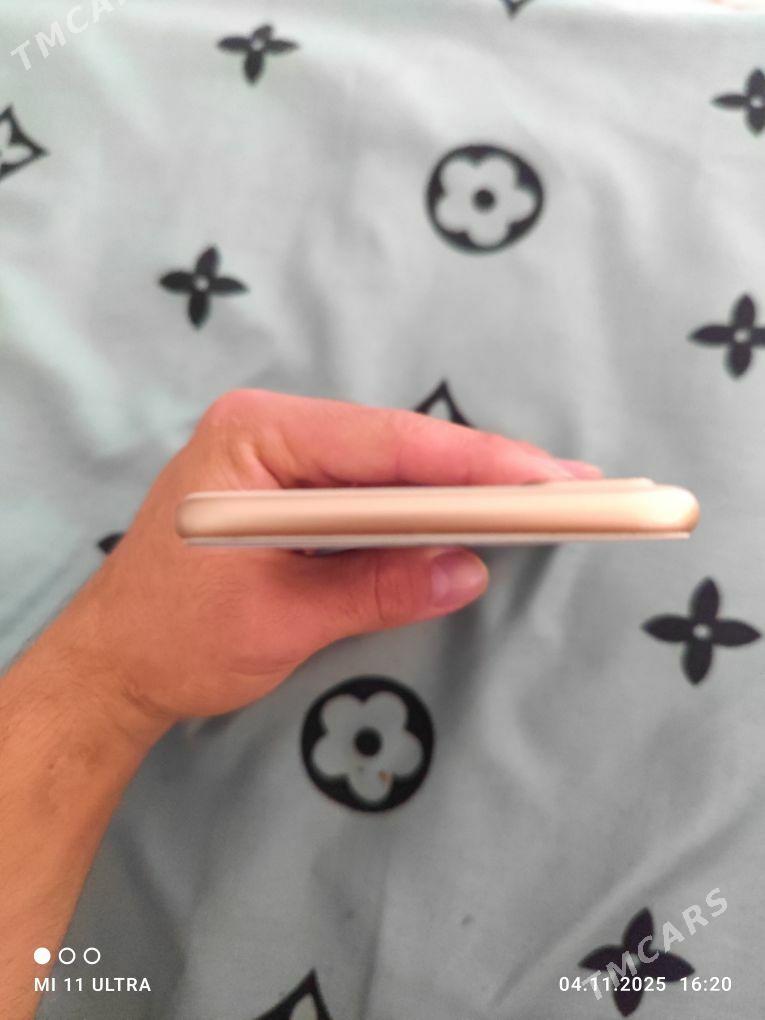 iPhone 8plus - Atatürk köç. - img 7