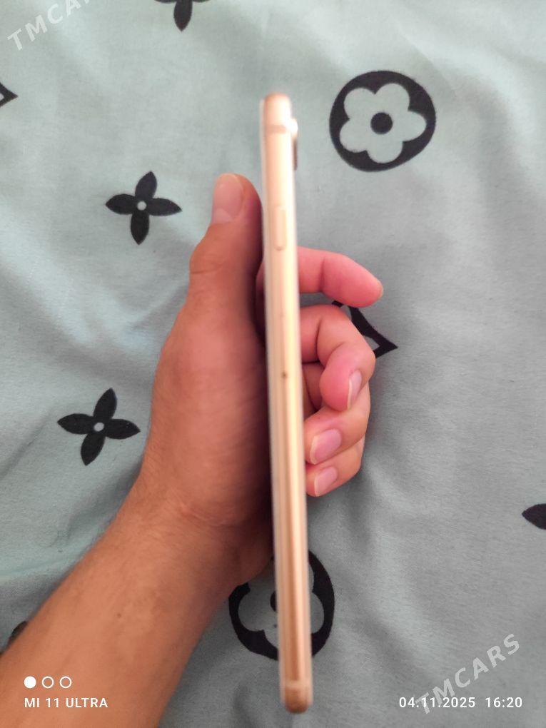 iPhone 8plus - Atatürk köç. - img 6