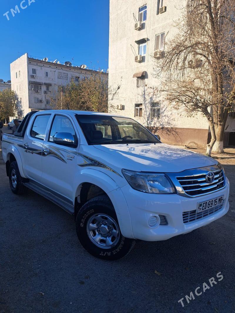Toyota Hilux 2013 - 350 000 TMT - Mary - img 2