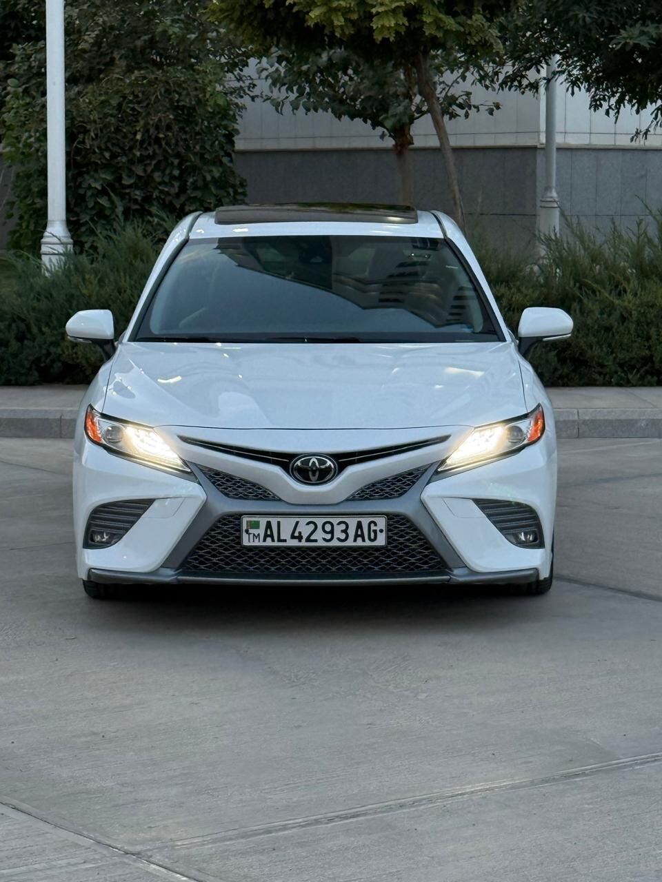 Toyota Camry 2019 - 338 000 TMT - Ашхабад - img 2