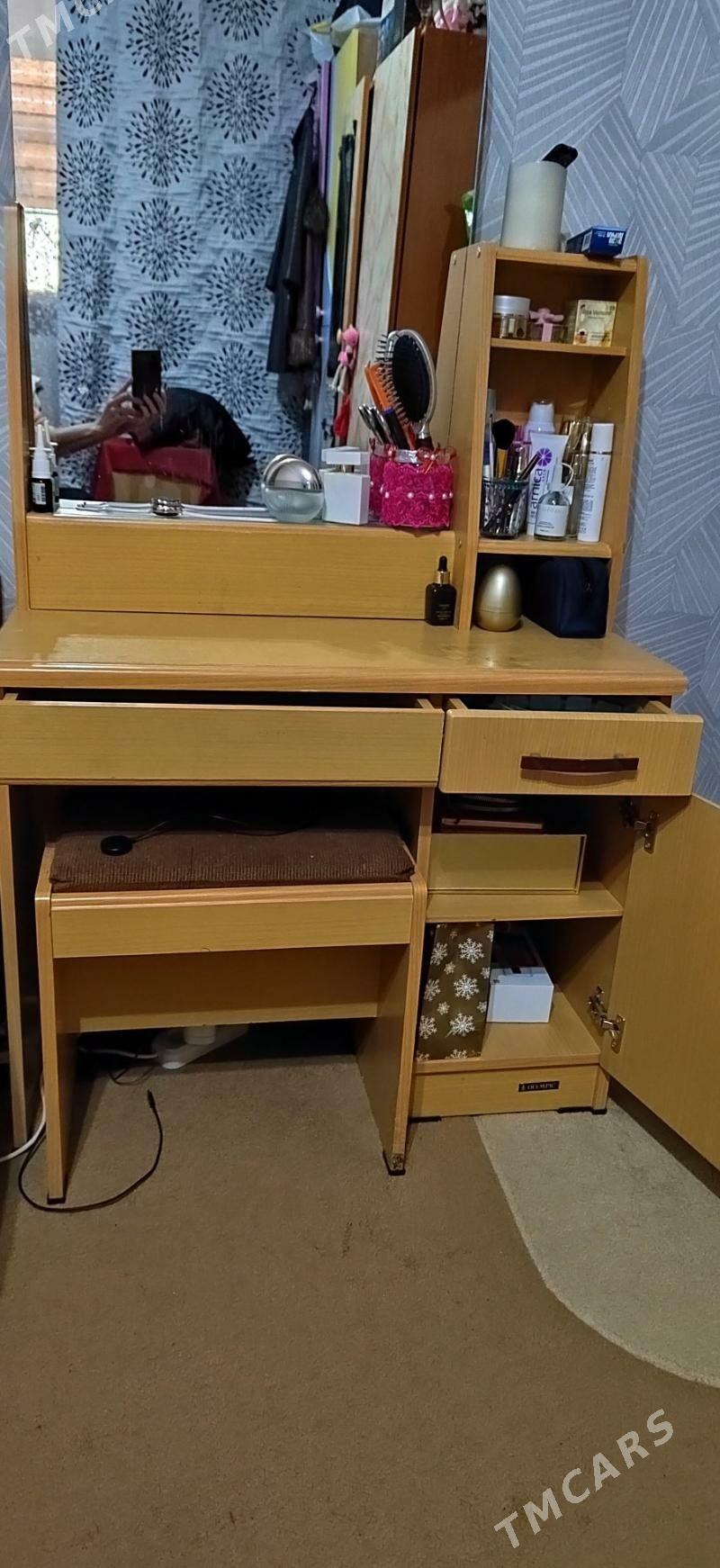 Трюмо - 3 мкр - img 2