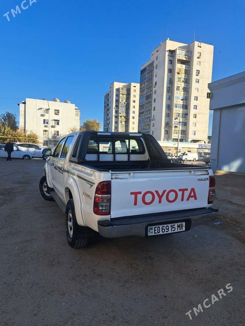 Toyota Hilux 2013 - 350 000 TMT - Mary - img 3