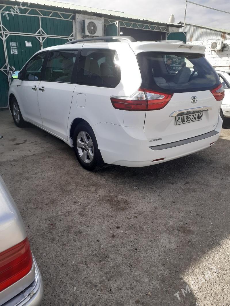 Toyota Sienna 2015 - 340 000 TMT - Aşgabat - img 1