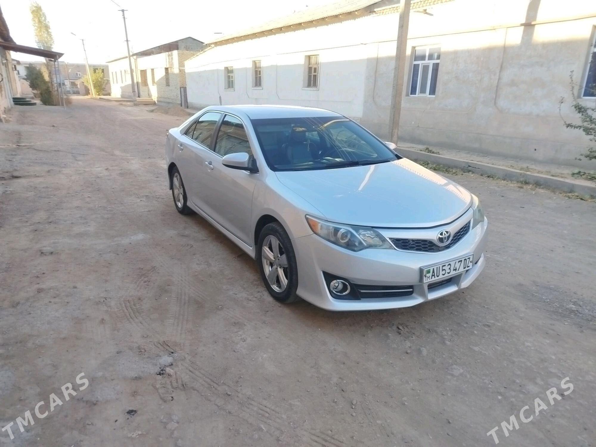 Toyota Camry 2014 - 250 000 TMT - Gubadag - img 1