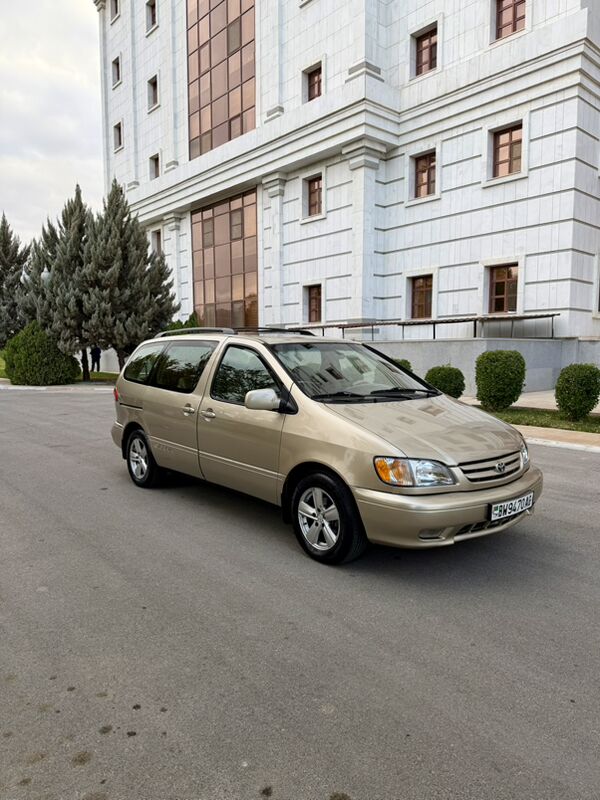 Toyota Sienna 2001 - 168 000 TMT - Ашхабад - img 3
